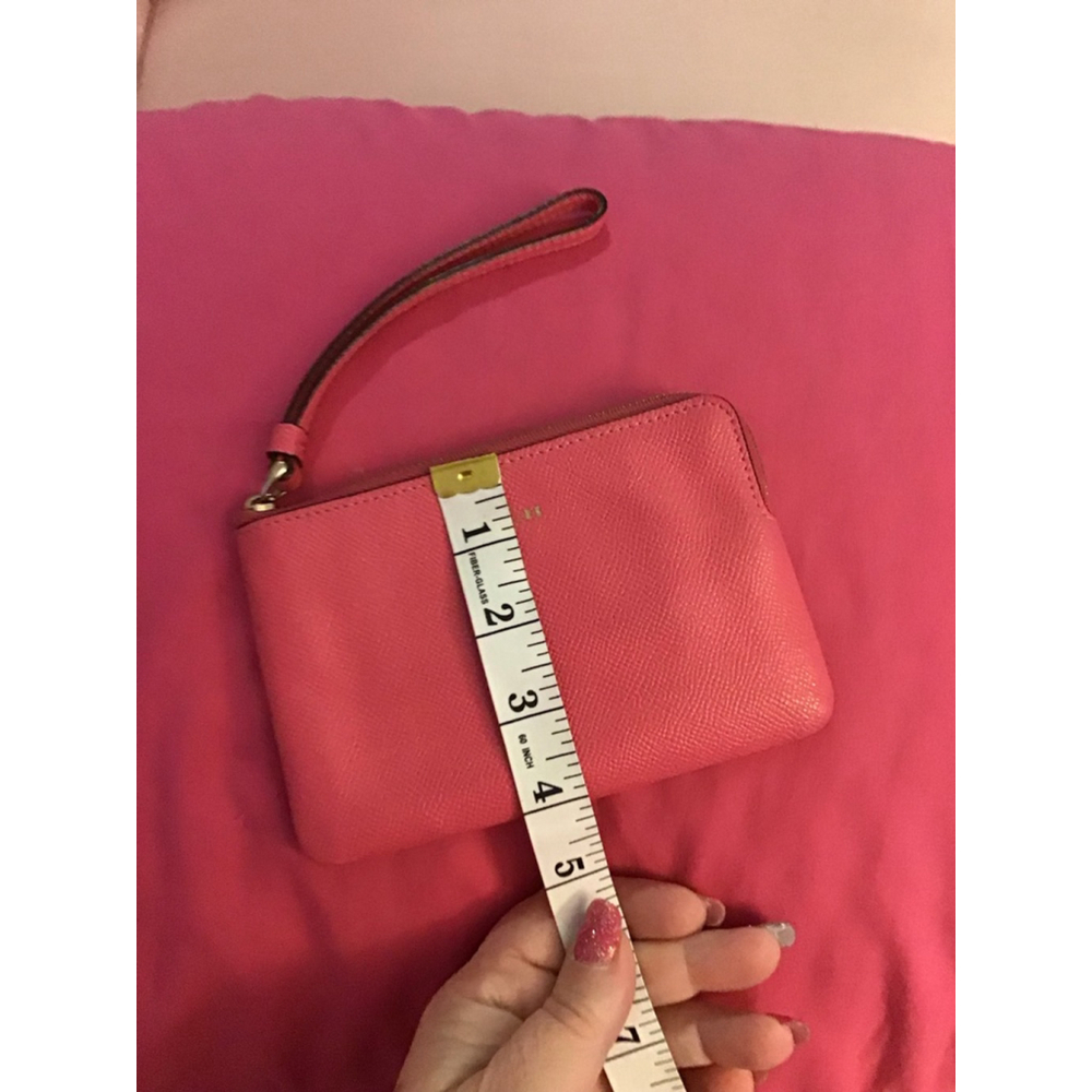 Women's Coach Pink Leather Wristlet with Gold Hardware - Picture 5 of 14